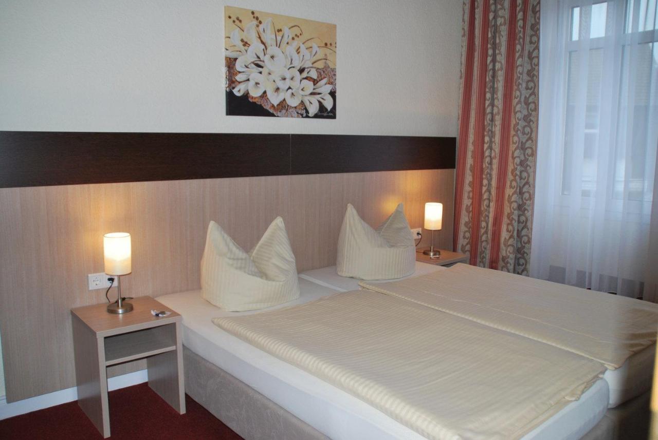 Hotel Wuppertaler Hof Remscheid Room photo